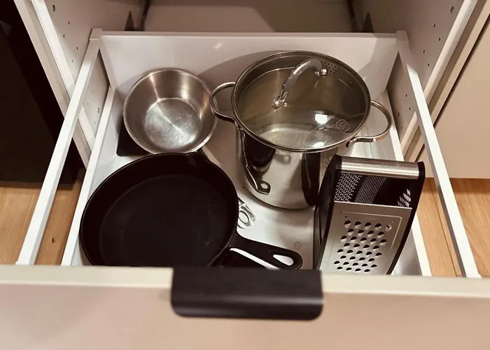 Near Mr Bricolage 公寓