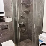 Near Mr Bricolage Lägenhet Varna